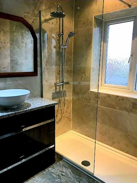 London Guest Room Екстер'єр фото